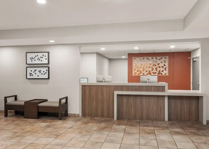 Candlewood - Northwest Chicago By Ihg Отель Элджин