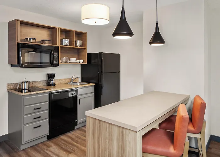 Candlewood - Northwest Chicago By Ihg Отель