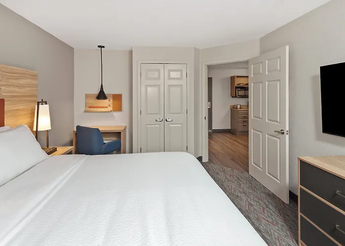 Candlewood - Northwest Chicago By Ihg Hotel Elgin