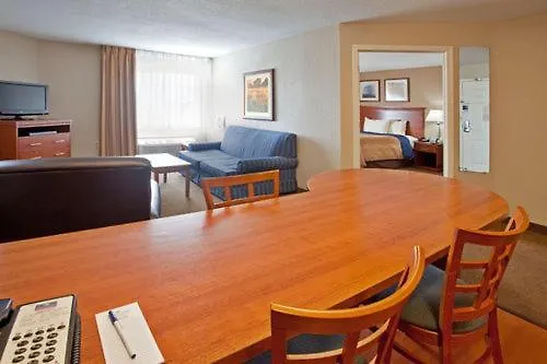 Candlewood - Northwest Chicago By Ihg Hotel Elgin